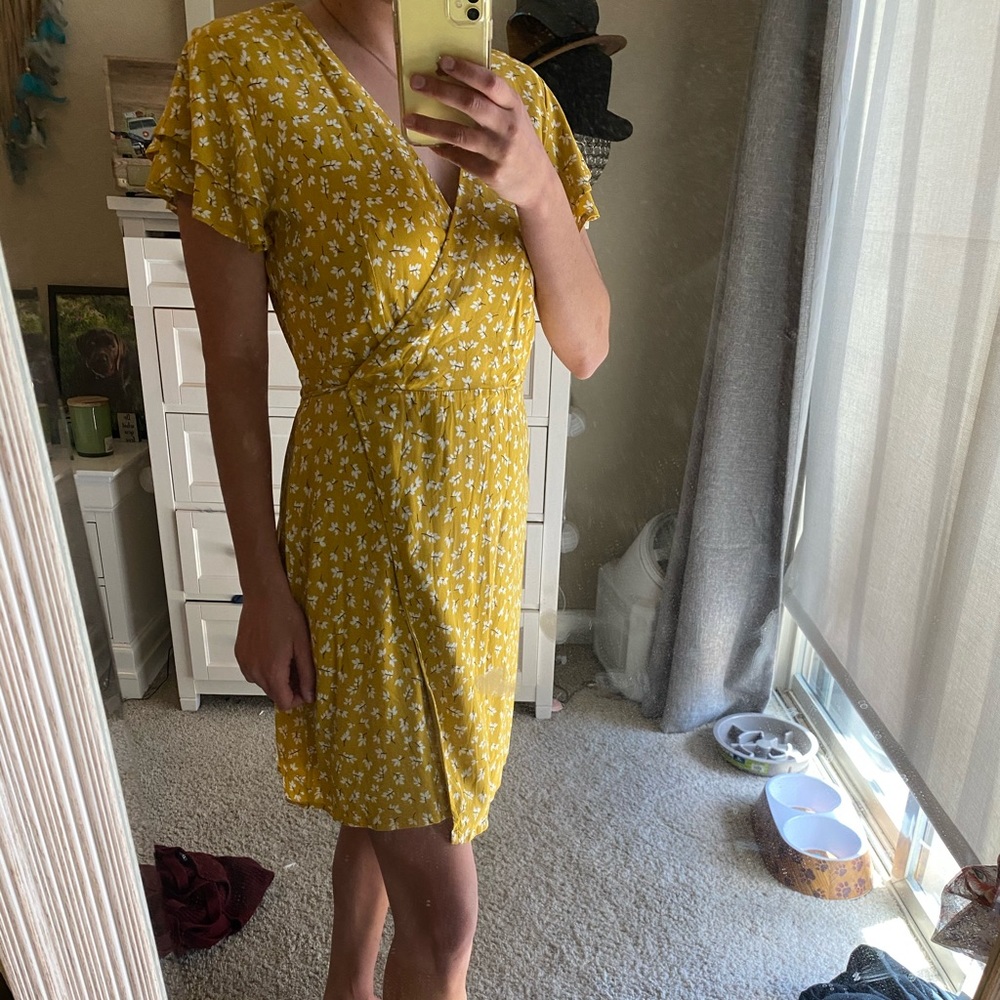 Yellow dress